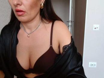 HoneyMuse webcam model stream image