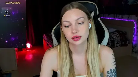 BiMolly webcam stripchat model stream image