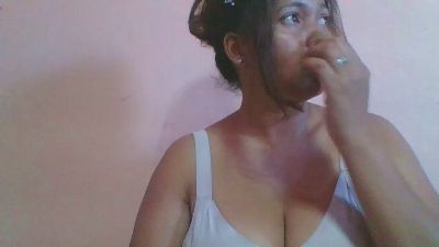 Michella05 webcam cam4 model stream image