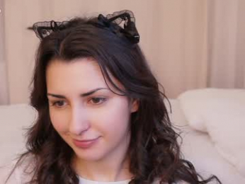 cuddlebyyou webcam chaturbate model stream image