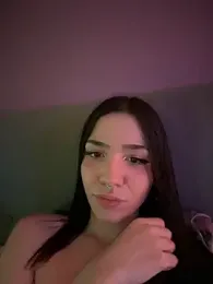 ShannonShanny webcam model stream image