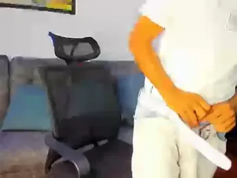 Mikke18 webcam model stream image