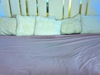 DaisyDelighte webcam model stream image