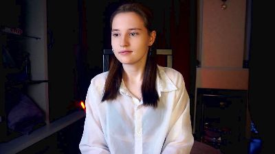 AletaGrabow webcam model stream image