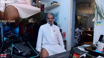 OnlineBossUK webcam model stream image