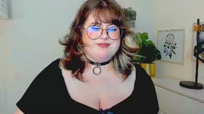 OpheliaLush webcam model stream image
