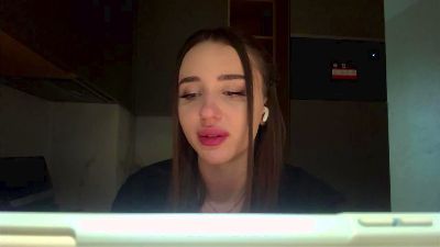 Pretyvika webcam cam4 model stream image