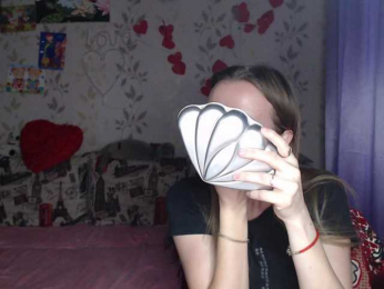 Alenushka888 webcam model stream image