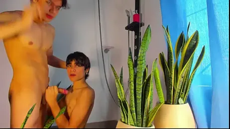 Max_gold webcam stripchat model stream image