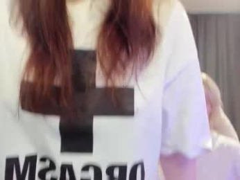 vivy_ webcam model stream image