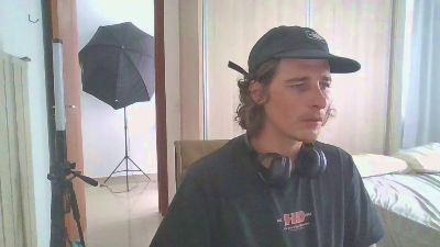 Wave_Boy webcam model stream image