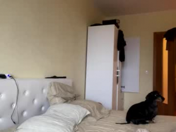 shyredstar webcam model stream image