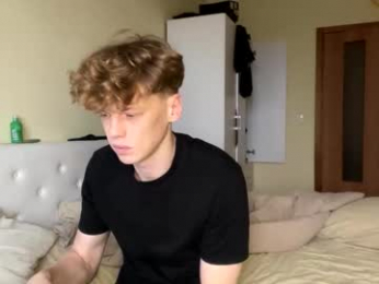 shyredstar webcam chaturbate model stream image