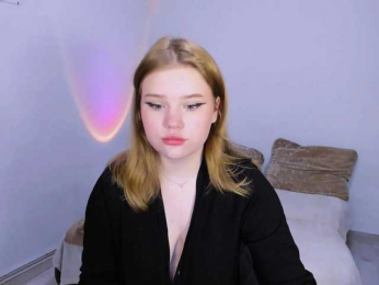 Lasey webcam model stream image