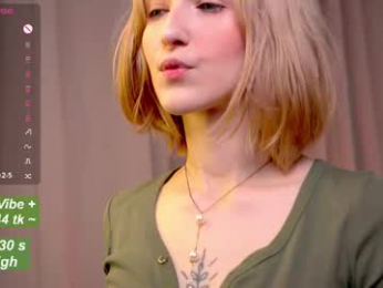 kisskiss_muah webcam model stream image