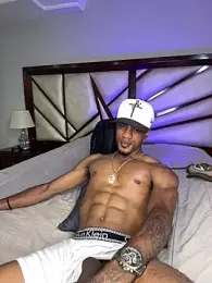 AaronCruz_ webcam stripchat model stream image