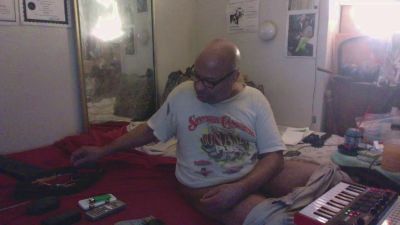 bottumboyfor webcam model stream image