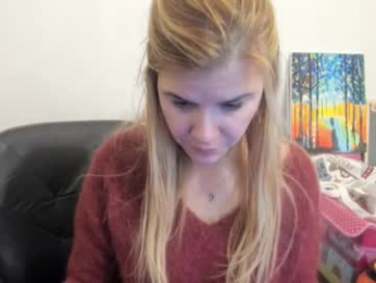 artsyandcraftsy_ webcam model stream image