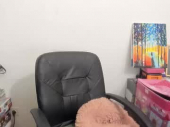 artsyandcraftsy_ webcam model stream image