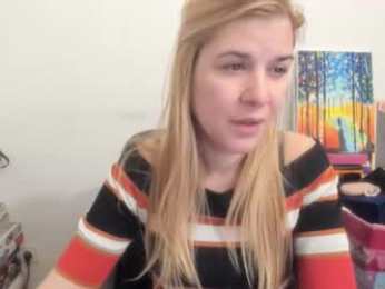 artsyandcraftsy_ webcam model stream image