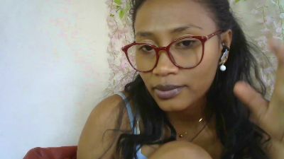 ElenaVibe2 webcam model stream image