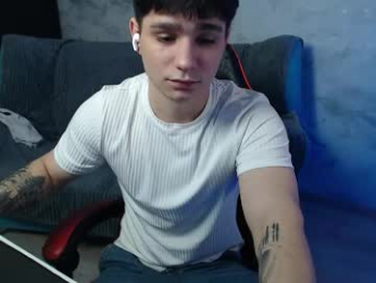 rik_and webcam model stream image