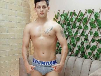 JohnnySevilla webcam model stream image