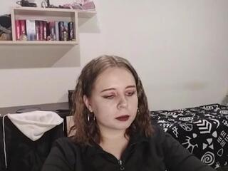 Suzanna Tinklenberg webcam model stream image