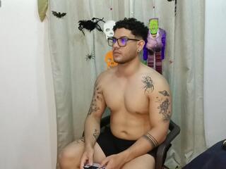 Iker Nair webcam model stream image