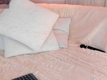 isabellestorm webcam bongacams model stream image