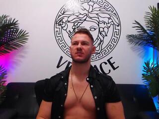 Marco Riciardo webcam flirt4free model stream image