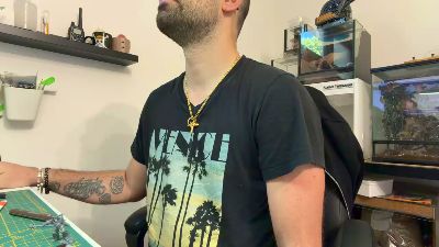 LoveBigTis webcam model stream image