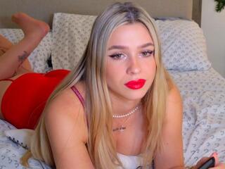 Maci Reynolds webcam model stream image