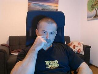 Jerry Walker webcam model stream image