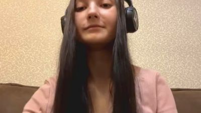 AiKerzer webcam cam4 model stream image