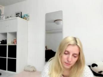 kenziedawton webcam model stream image