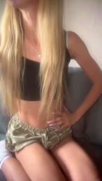 ScarletReign webcam model stream image