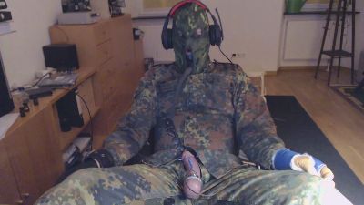 slave0575 webcam model stream image