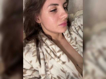 -EmilyJones- webcam model stream image