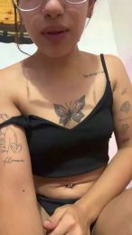 anahi50 webcam model stream image