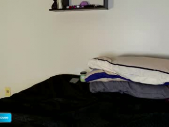 latinuycouple webcam model stream image