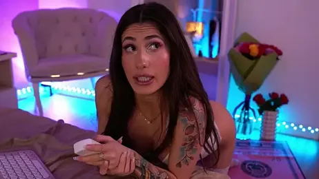 OhhAisha webcam model stream image