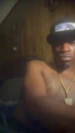 MiamiSnickeraXL webcam model stream image