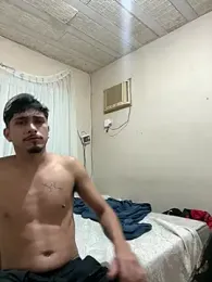 Uchihaxxx webcam model stream image