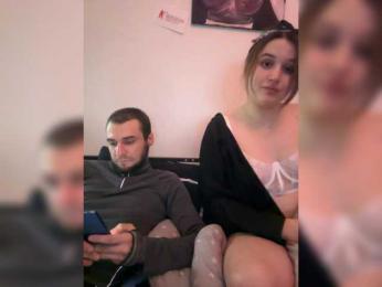 Foxirox webcam bongacams model stream image