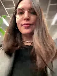 meow_girl webcam model stream image