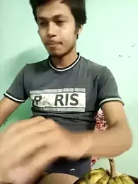 maxmishra18 webcam model stream image