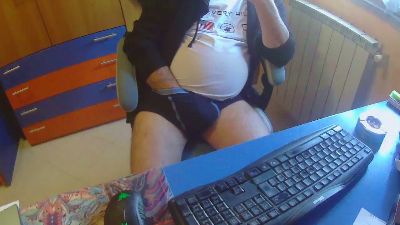 zeus8xxx4 webcam model stream image