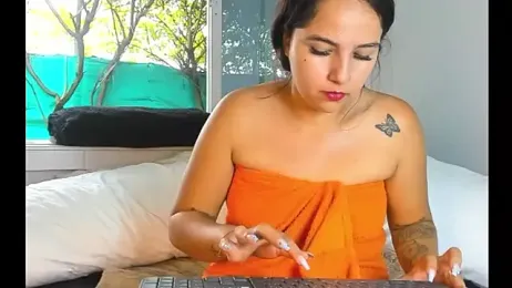 DreamAlaska webcam model stream image