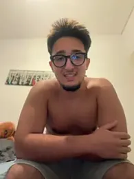 yaya_mvp webcam stripchat model stream image